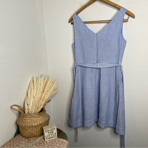 TAHARI Chambray 100% Linen Dress Sleeveless Pockets Scalloped V-neck Tie Size 6 - Picture 2 of 16